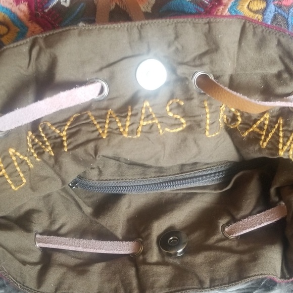 Johnny was IZAMAL DRAWSTRING TOTE - Picture 5 of 8